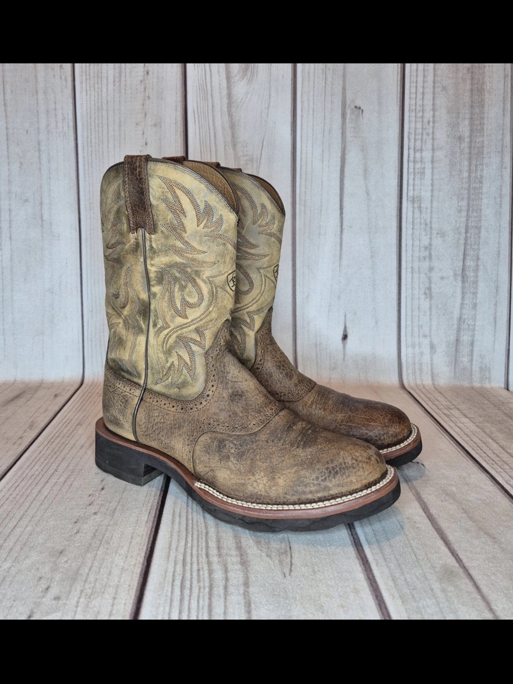 Ariat Men’s Size 10 D Heritage Crepe Sole Western Cowboy Boots ATS Tech Soles